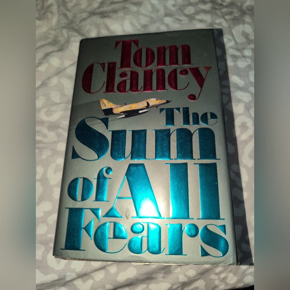 Tom Clancy The Sum Of All Fears Book